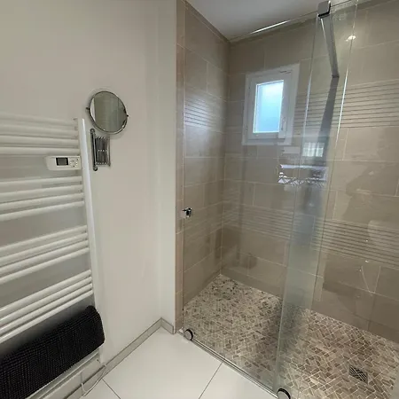 Prázdninový dům Maison Avec Piscine Golbey