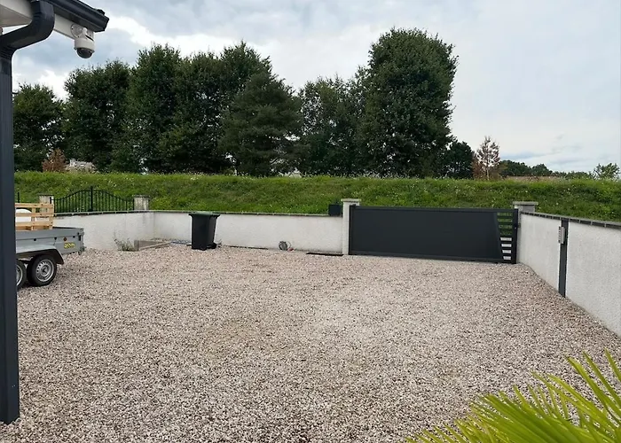 Holiday home Maison Avec Piscine *