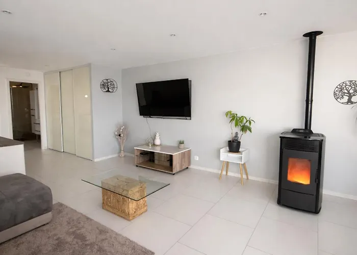 Maison Avec Piscine Holiday home *